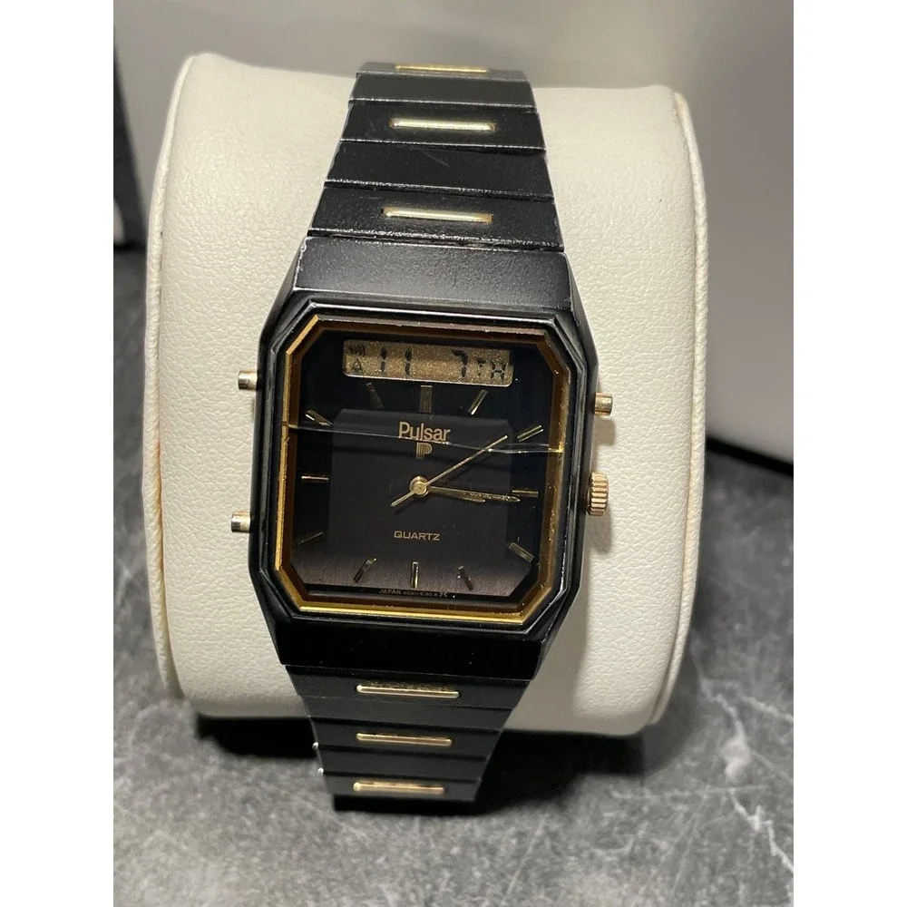 Mens Vintage Black and Gold Pulsar Digital Analog Watch - New Battery